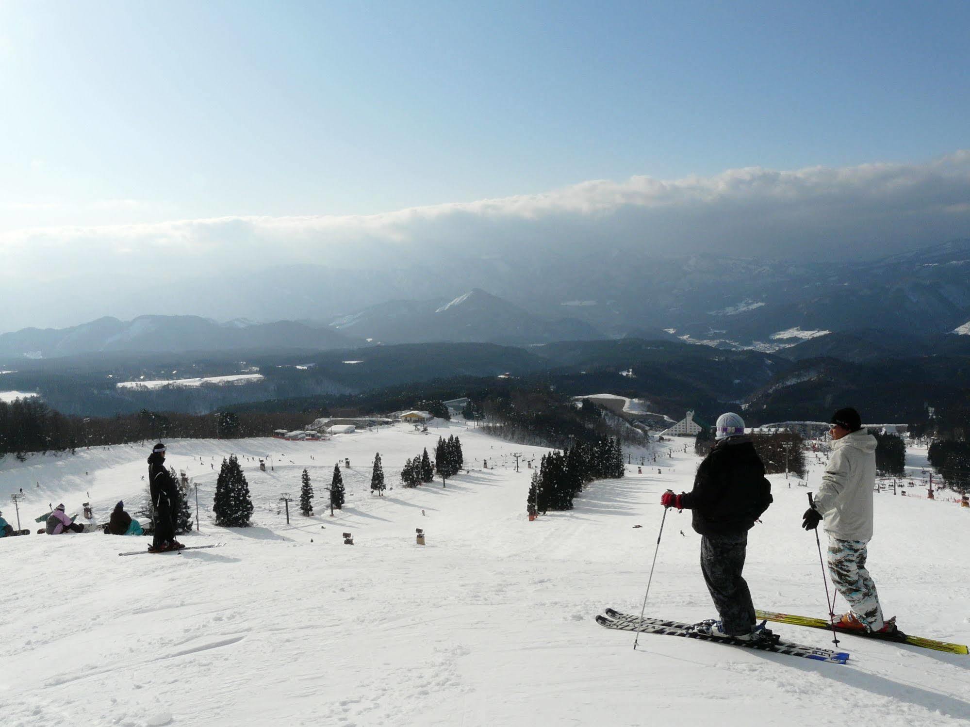 Washigatake Kogen Hotel Rainbow Gujo Bagian luar foto